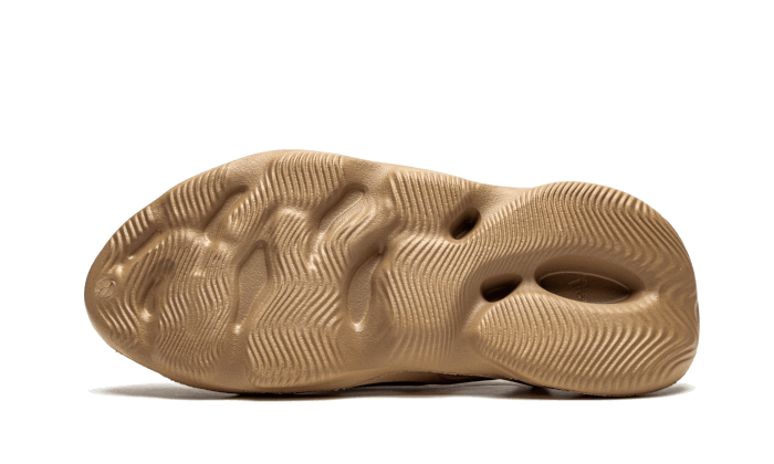 Adidas Yeezy Foam RNNR Ochre GW3354 SneakerMood Outsole view