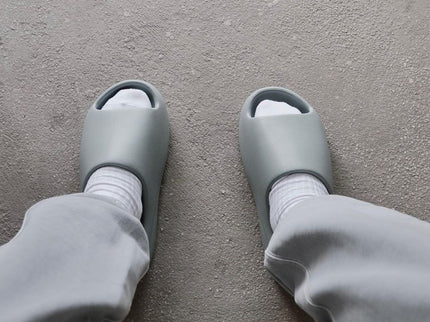Adidas Yeezy Slide Salt ID5480 SneakerMood Lifestyle view