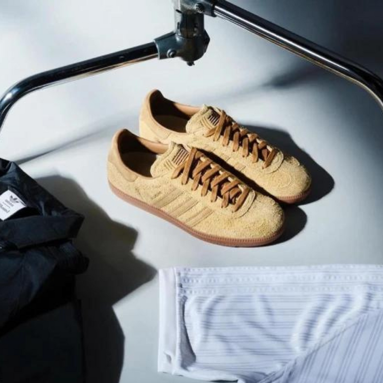 Adidas x JJJJound Samba "Mesa" ID8709 SneakerMood Lifestyle pair view