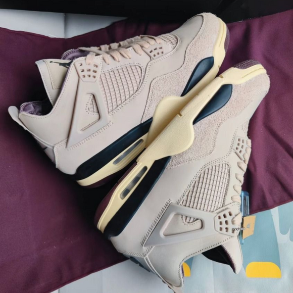 Air Jordan 4 Retro OG A Ma Maniére „Während du schliefst“