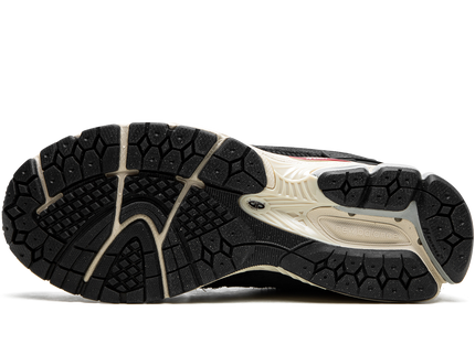 New Balance 1906D Protection Pack Black M1906DD SneakerMood Outsole view