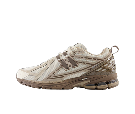 New Balance 1906R Driftwood Dark Mushroom M1906RHD SneakerMood Front three-quarter view