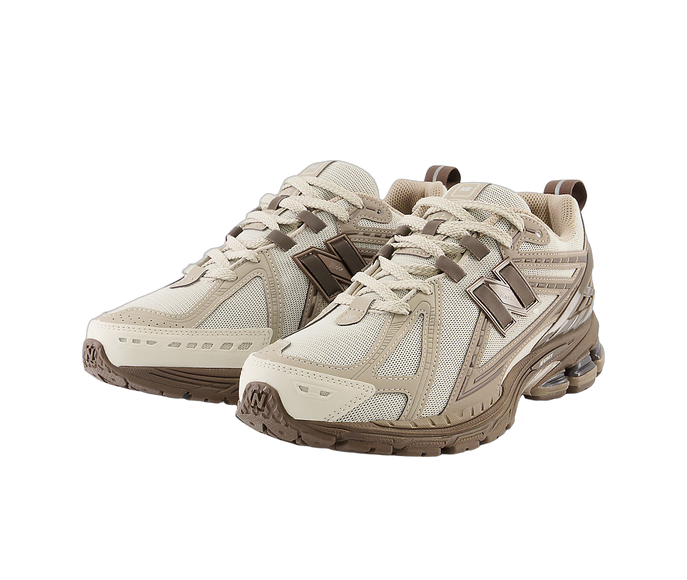 New Balance 1906R Driftwood Dark Mushroom M1906RHD SneakerMood Pair, front three-quarter view