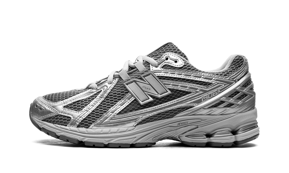 New Balance 1906R Harbor Grey M1906REH SneakerMood Side view, toe pointing left
