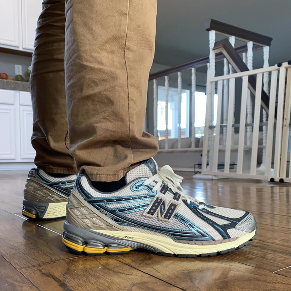 New Balance 1906R New Spruce - SneakerMood 