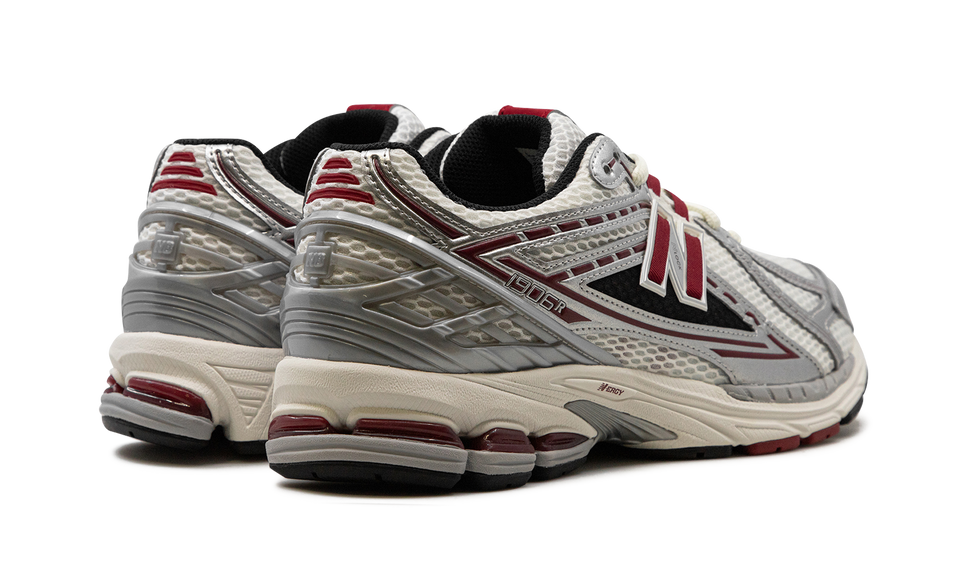 New Balance 1906R Silver Classic Crimson M1906REA SneakerMood Pair, rear three-quarter view