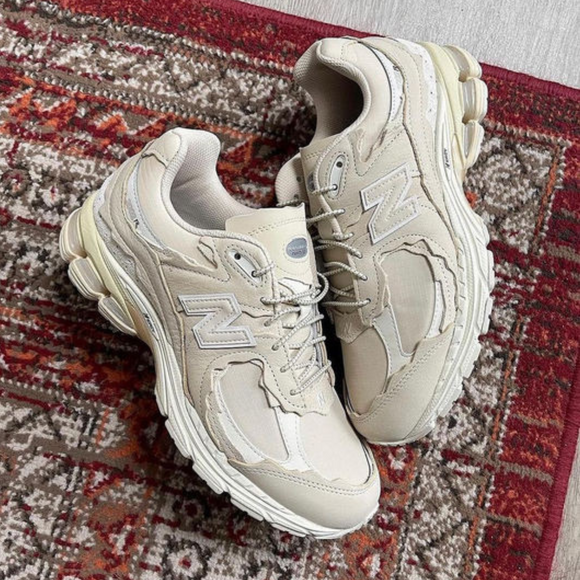 New Balance 2002R 'Cream' - Ripstop Protection Pack - SneakerMood 