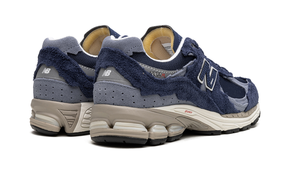 New Balance 2002R Protection Pack Navy Grey M2002RDK SneakerMood Pair, rear three-quarter view