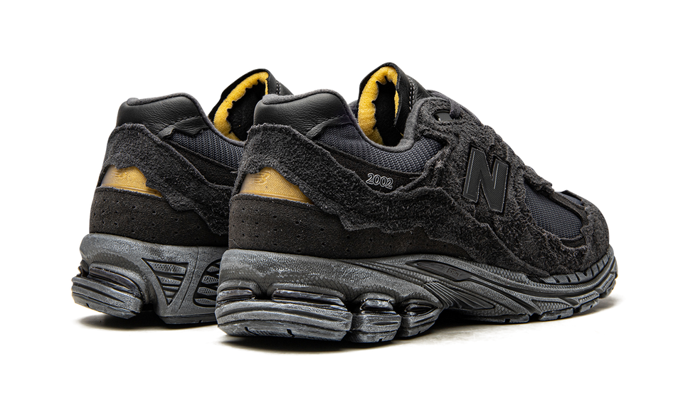New Balance 2002R Protection Pack Phantom M2002RDB SneakerMood Pair, rear three-quarter view