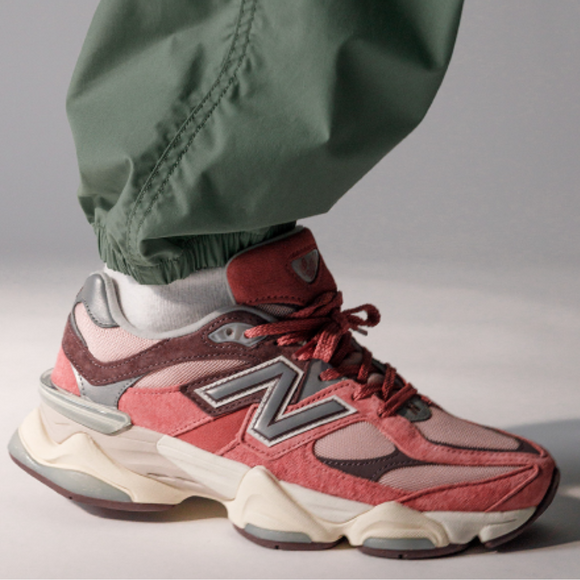 New Balance 9060 Cherry Blossom