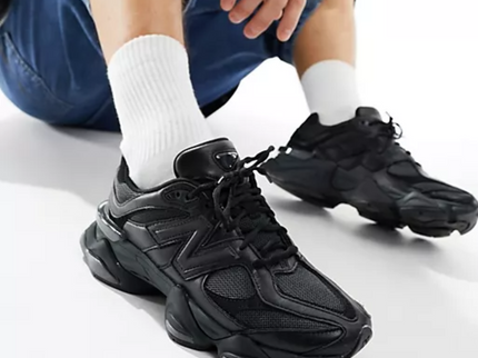New Balance 9060 Triple Black