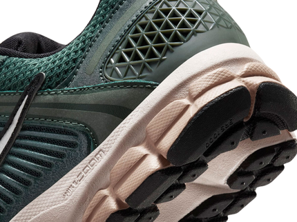 Nike Zoom Vomero 5 "Vintage Green"