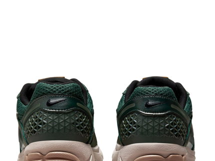 Nike Zoom Vomero 5 "Vintage Green"