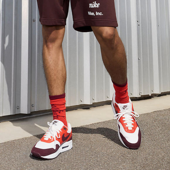 Nike Air Max 1 'Burgundy Crush'