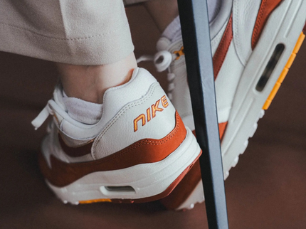 Nike Air Max 1 LX  'Rugged Orange' - SneakerMood 