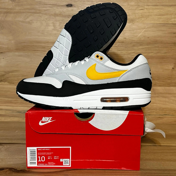 Nike Air Max 1 'University Gold' - SneakerMood 