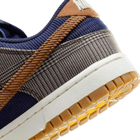 Nike Dunk Low 'Midnight Navy Ale Brown' - SneakerMood 
