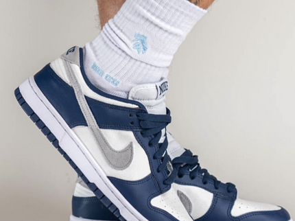 Nike Dunk Low Summit White Midnight Navy - SneakerMood 