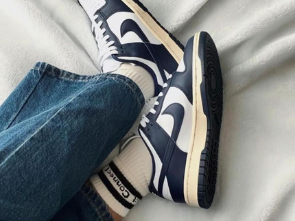 Nike Dunk Low Vintage Navy - SneakerMood 