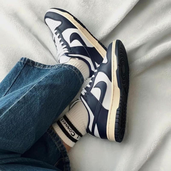 Nike Dunk Low Vintage Navy - SneakerMood 
