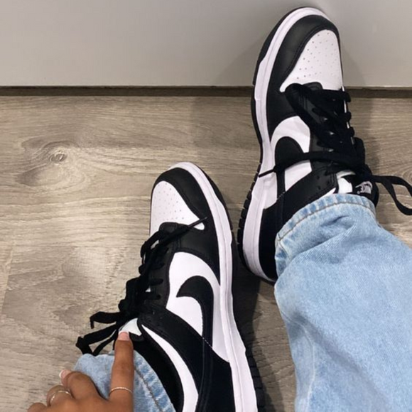 Nike Dunk Low WMNS 'Vintage Panda' - SneakerMood 