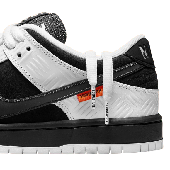 Nike SB Dunk Low x TIGHTBOOTH - SneakerMood 