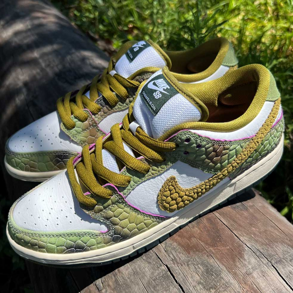 Nike SB x Alexis Sablone Dunk Low 'Chameleon'