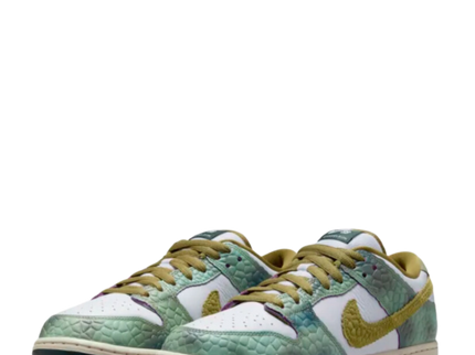 Nike SB x Alexis Sablone Dunk Low 'Chameleon'