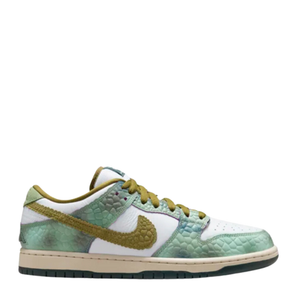 Nike SB x Alexis Sablone Dunk Low 'Chameleon'