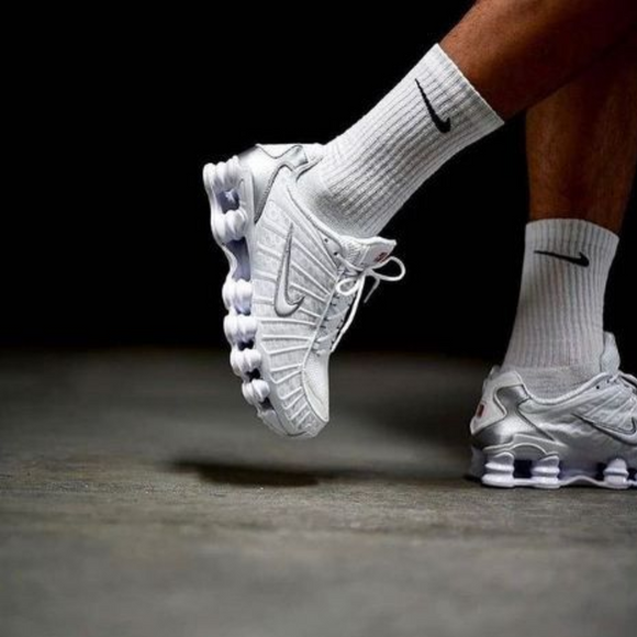 Nike Shox TL 'Metallic White' - SneakerMood 