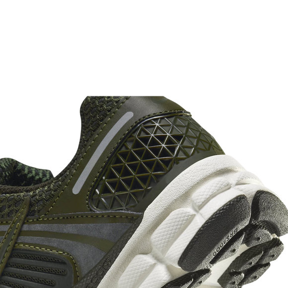 Nike Zoom Vomero 5 Cargo Khaki - SneakerMood 