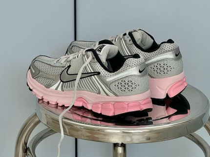 Nike Zoom Vomero 5 Photon Dust Pink Foam