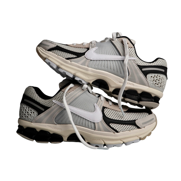 Nike Zoom Vomero 5 Premium "Light Bone and Black"