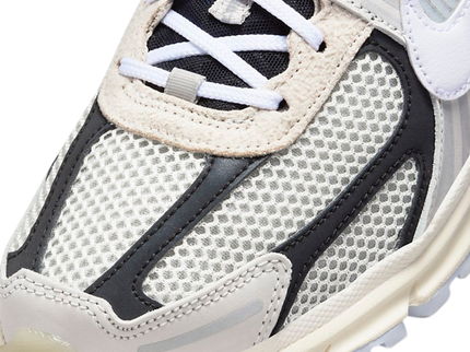Nike Zoom Vomero 5 Premium "Light Bone and Black"