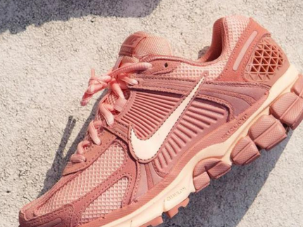 Nike Zoom Vomero 5 Red Stardust