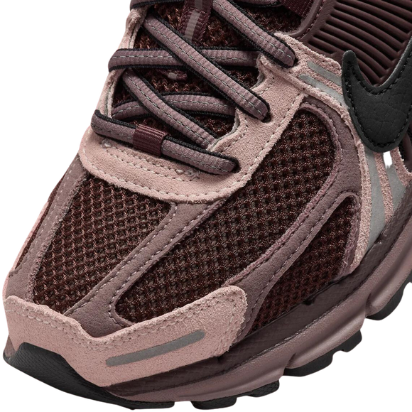 Nike Zoom Vomero 5 WMNS 'Plum Eclipse' - SneakerMood 