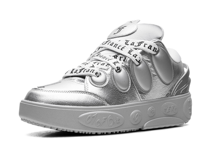 Puma LaMelo Ball LaFrancé Amour Chrome Silver 311334-01 SneakerMood Front three-quarter view