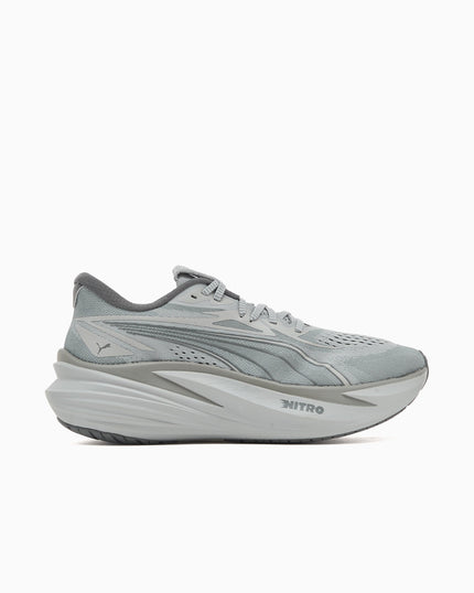 Puma MagMax Nitro 2 Gray Echo 312125-12 SneakerMood Side view, toe pointing right