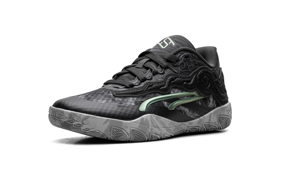 Puma Stewie 3 Harry Potter House of Stewie 310525-01 SneakerMood Front three-quarter view