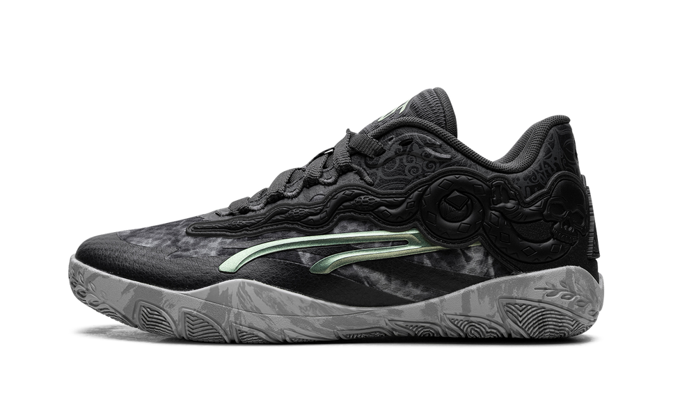 Puma Stewie 3 Harry Potter House of Stewie 310525-01 SneakerMood Side view, toe pointing left