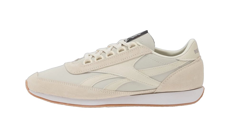 Reebok Camargue Alabaster Barely Grey 100230438 SneakerMood Side view, toe pointing left