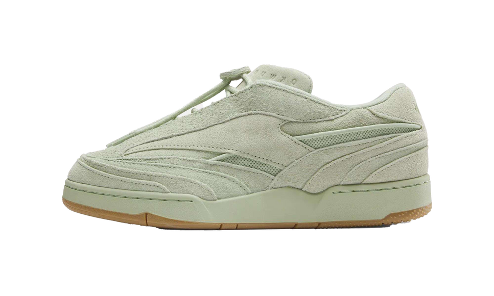 Reebok Chukwu Abou Tobe Nwigwe Mint Gum 100229538 SneakerMood Side view, toe pointing left