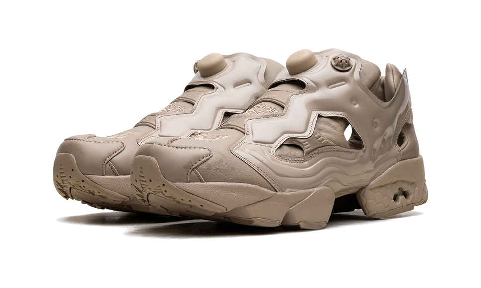 Reebok Instapump Fury 94 Needles Canvas 100207688 SneakerMood Pair, front three-quarter view