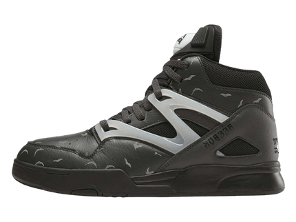 Reebok Pump Omni Zone II Retro Boktober 100230644 SneakerMood Side view, toe pointing left