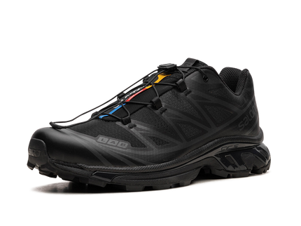 Salomon XT-6 Triple Black L41086600 SneakerMood Front three-quarter view