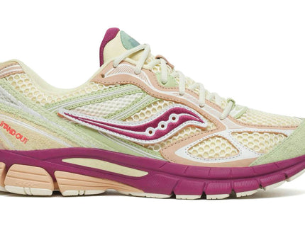 Saucony ProGrid Guide 7 Stan Birch S71070-2 SneakerMood Side view, toe pointing right
