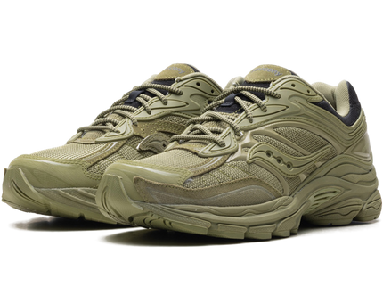Saucony ProGrid Omni 9 Armor Green S70897-2 SneakerMood Pair, front three-quarter view