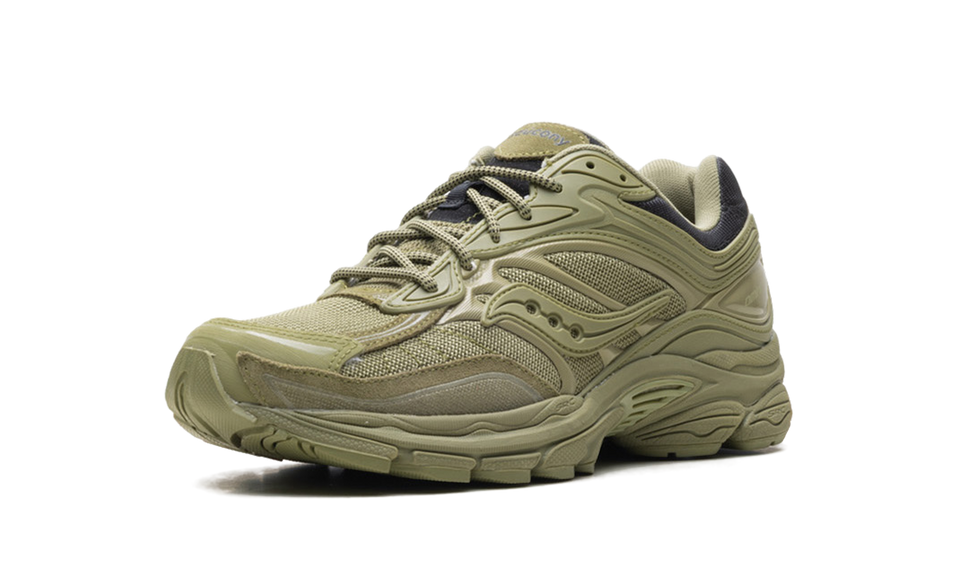 Saucony ProGrid Omni 9 Armor Green S70897-2 SneakerMood Front three-quarter view