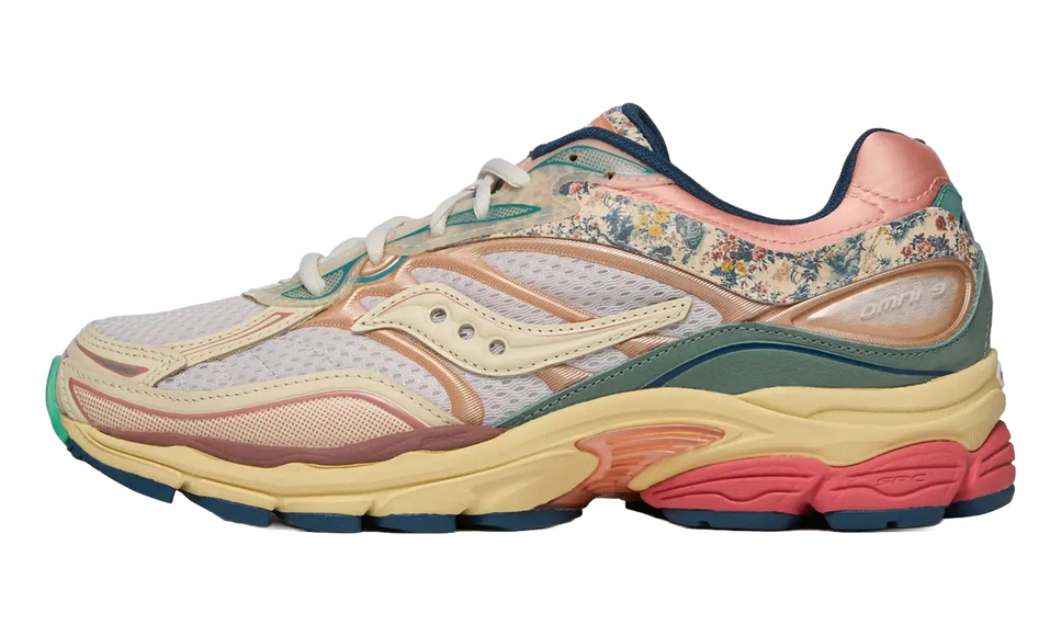 Saucony ProGrid Omni 9 Floral Beige Blue S71015-1 SneakerMood Side view, toe pointing left
