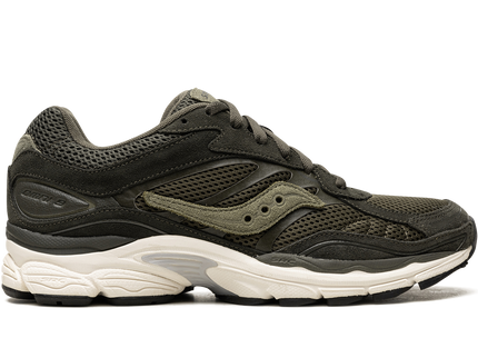 Saucony ProGrid Omni 9 Forest Green S70740-6 SneakerMood Side view, toe pointing right